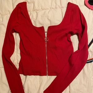 Long sleeve crop top